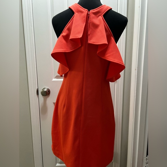 Trina Turk Women's Jurnee Ruffle Cold Shoulder Dress Size 6 - Picture 3 of 6